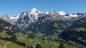 Mehr über den Artikel erfahren Graubünden Wandern: Die besten Wanderrouten im Kanton Graubünden